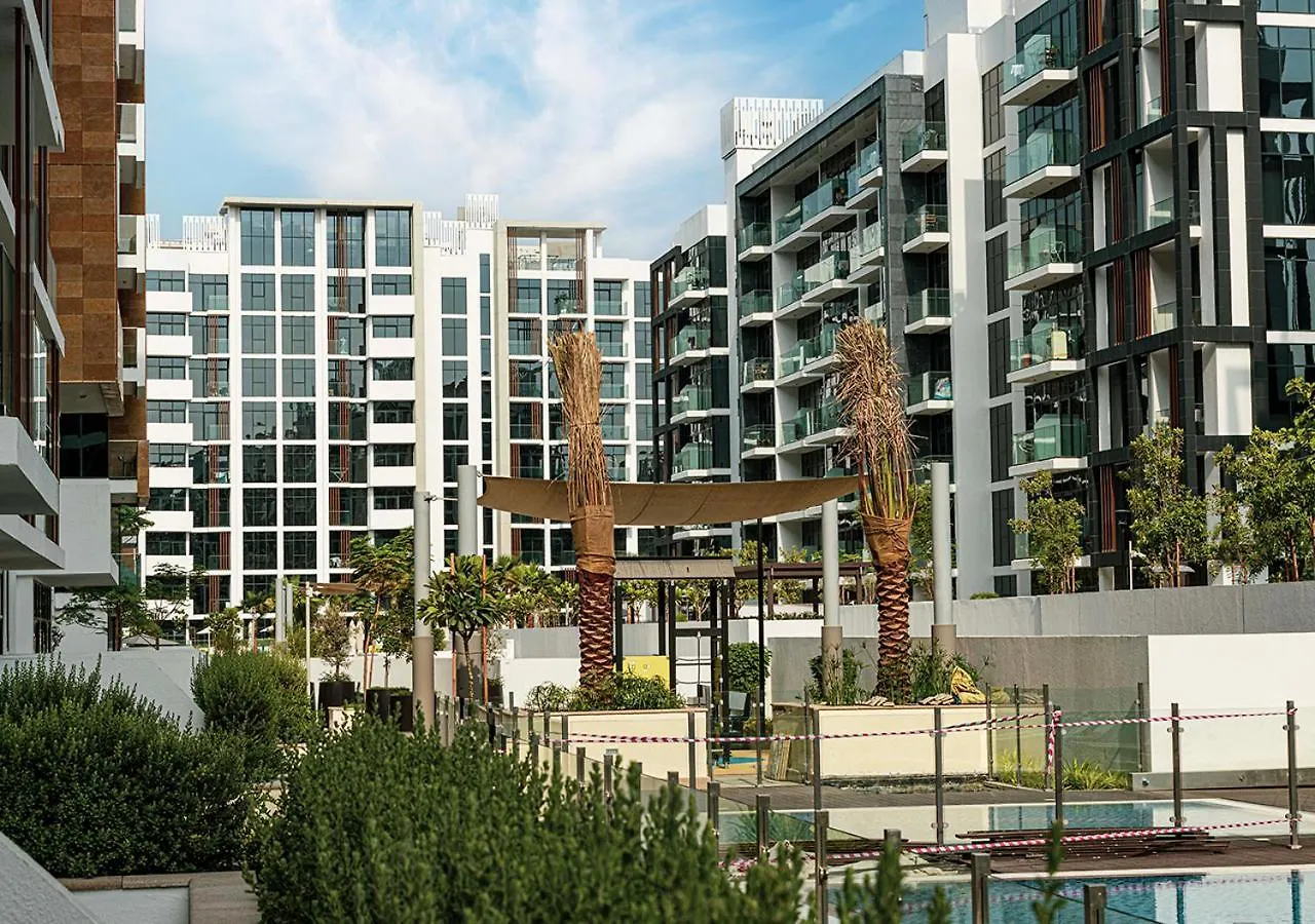 1Br Gem With Pool 15 Mins To Downtown Dubai Apartment United Arab Emirates