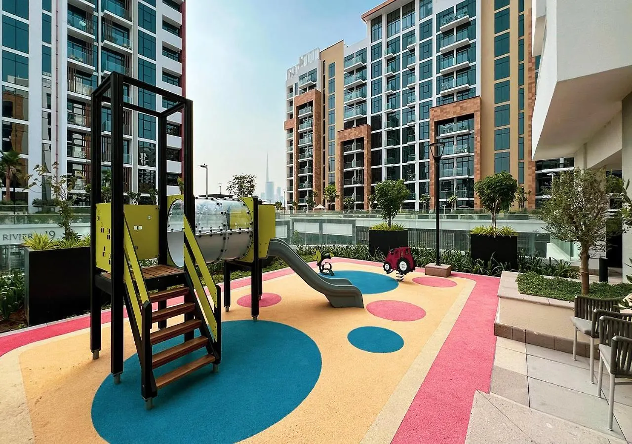1Br Gem With Pool 15 Mins To Downtown Dubai Apartment 0*,